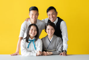 広島のフォトスタジオ「記念写真館SUNNY」家族写真